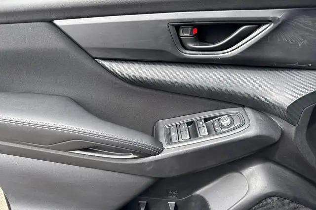 2023 Subaru Ascent Base 8-Passenger