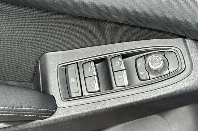2023 Subaru Ascent Base 8-Passenger