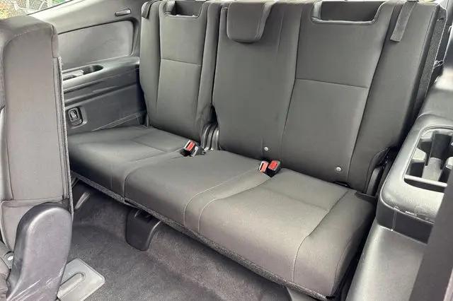 2023 Subaru Ascent Base 8-Passenger