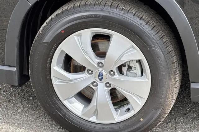 2023 Subaru Ascent Base 8-Passenger
