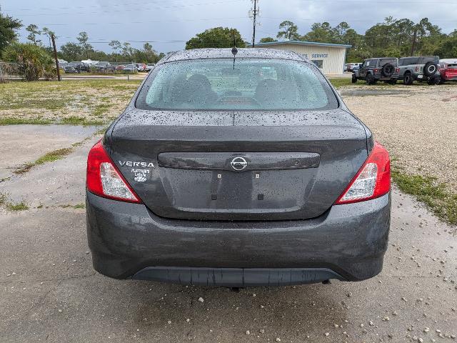 2015 Nissan Versa 1.6 S