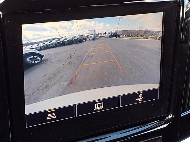 2023 Chevrolet Traverse AWD LT Cloth