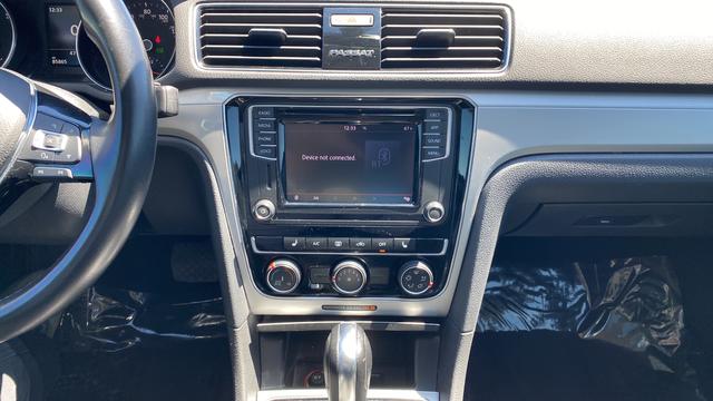 2019 Volkswagen Passat 2.0T Wolfsburg Edition