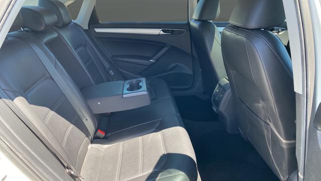 2019 Volkswagen Passat 2.0T Wolfsburg Edition