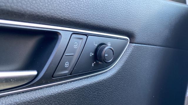 2019 Volkswagen Passat 2.0T Wolfsburg Edition
