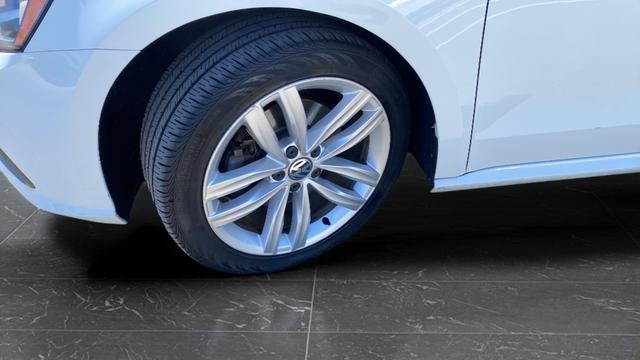 2019 Volkswagen Passat 2.0T Wolfsburg Edition