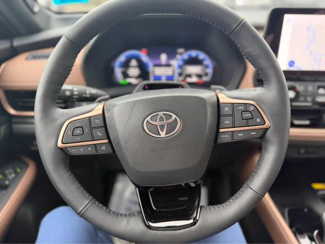 2025 Toyota Grand Highlander Hybrid Platinum MAX