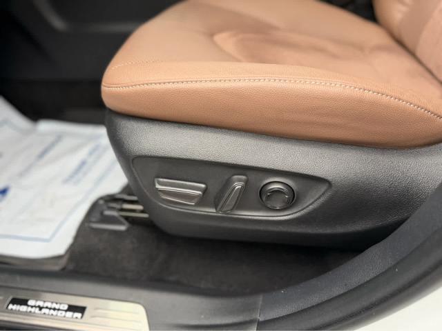 2025 Toyota Grand Highlander Hybrid Platinum MAX
