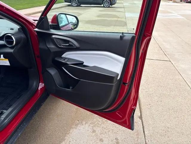 2026 Chevrolet Trax FWD LT