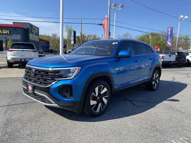 2024 Volkswagen Atlas Cross Sport 2.0T SE w/Technology for sale in East Providence, RI