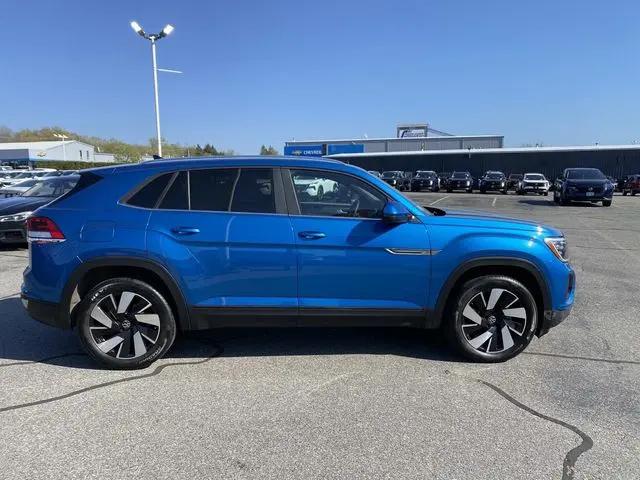 2024 Volkswagen Atlas Cross Sport 2.0T SE w/Technology