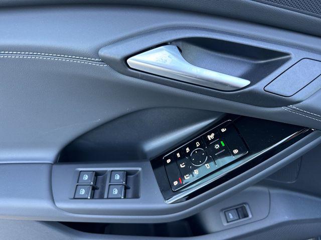 2027 Audi Q6 e-tron Premium Plus