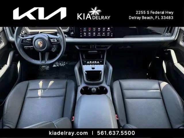 2025 Porsche Cayenne Cayenne