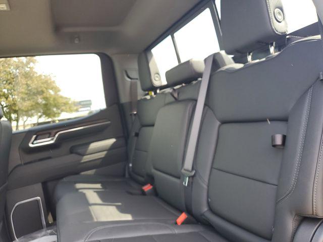 2026 GMC Sierra 1500 Crew Cab, Short Bed, SLT, 4WD