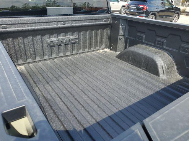 2026 GMC Sierra 1500 Crew Cab, Short Bed, SLT, 4WD