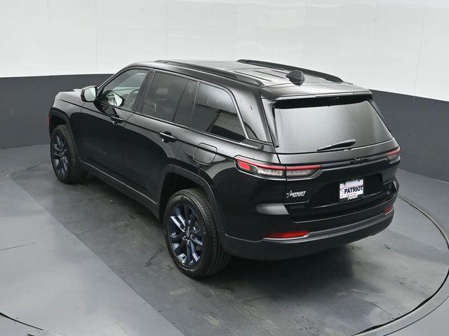 2026 Jeep Grand Cherokee 85th Anniversary Edition