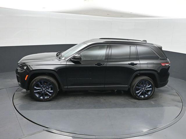 2026 Jeep Grand Cherokee 85th Anniversary Edition