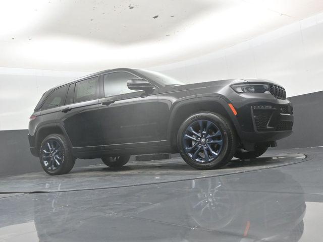 2026 Jeep Grand Cherokee 85th Anniversary Edition