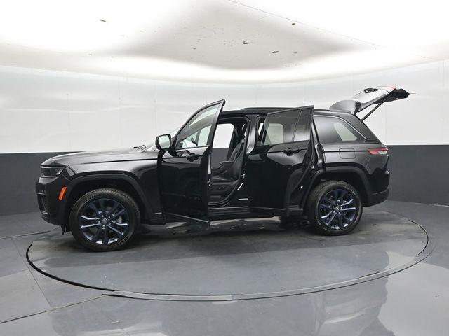 2026 Jeep Grand Cherokee 85th Anniversary Edition