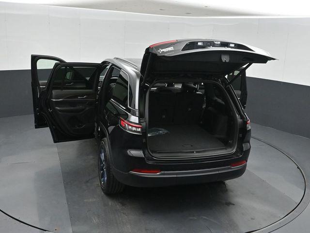 2026 Jeep Grand Cherokee 85th Anniversary Edition