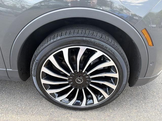 2023 Lincoln Nautilus Black Label