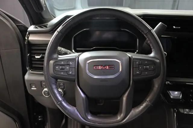 2025 GMC Sierra 2500HD Crew Cab, Standard Bed, AT4X, 4WD