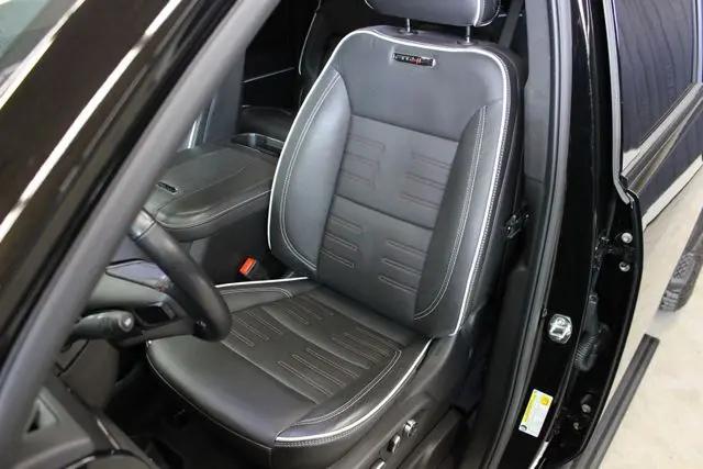 2025 GMC Sierra 2500HD Crew Cab, Standard Bed, AT4X, 4WD