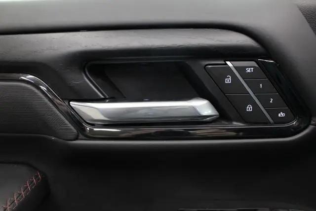 2025 GMC Sierra 2500HD Crew Cab, Standard Bed, AT4X, 4WD