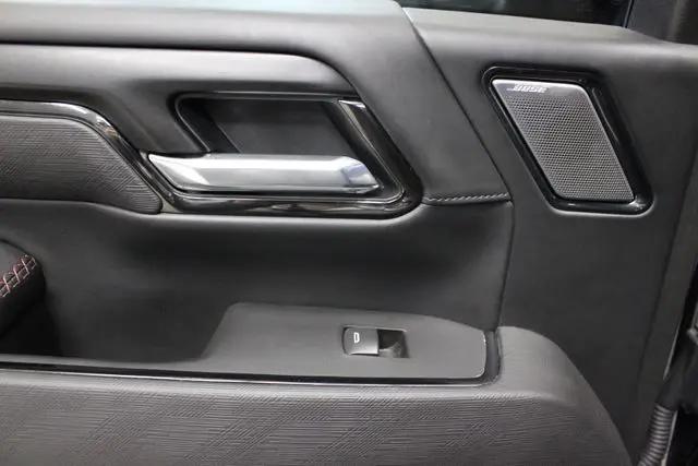 2025 GMC Sierra 2500HD Crew Cab, Standard Bed, AT4X, 4WD