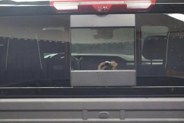 2025 GMC Sierra 2500HD Crew Cab, Standard Bed, AT4X, 4WD