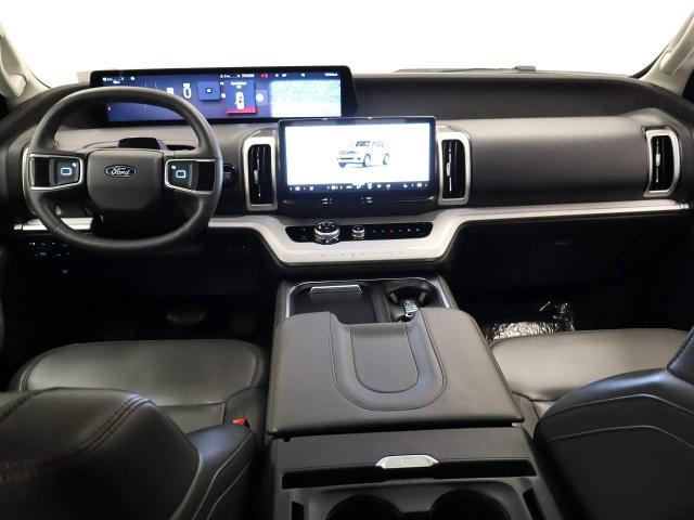 2025 Ford Expedition Active MAX