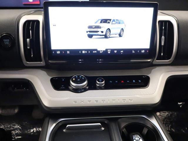 2025 Ford Expedition Active MAX
