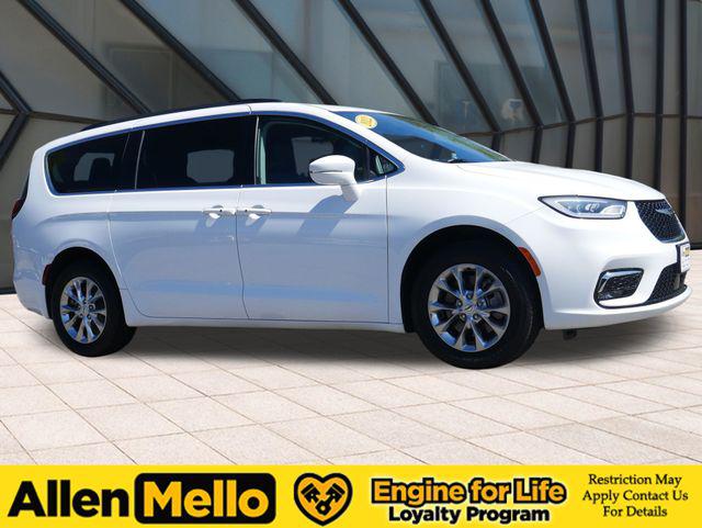 2022 Chrysler Pacifica Touring L AWD