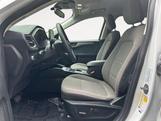 2022 Ford Escape SE Hybrid