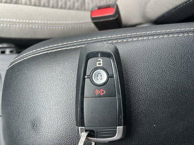 2022 Ford Escape SE Hybrid