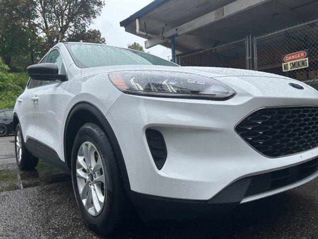 2022 Ford Escape SE Hybrid
