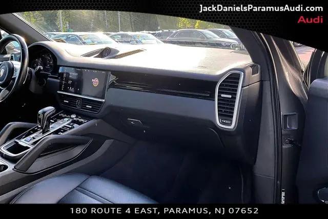 2021 Porsche Cayenne Cayenne