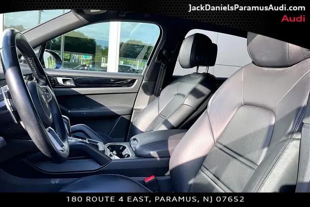 2021 Porsche Cayenne Cayenne