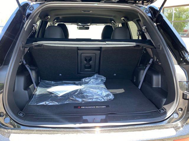 2026 Mitsubishi Outlander LE 1.5T S-AWC