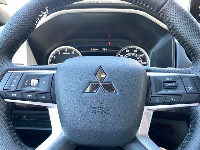 2026 Mitsubishi Outlander LE 1.5T S-AWC
