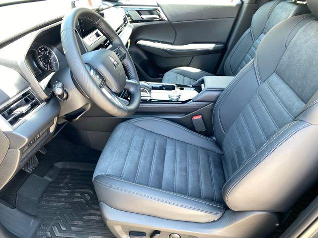 2026 Mitsubishi Outlander LE 1.5T S-AWC