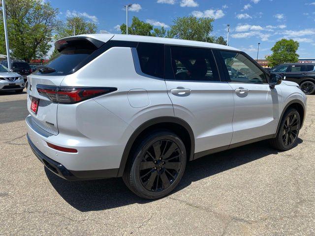 2026 Mitsubishi Outlander LE 1.5T S-AWC