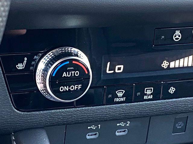 2026 Mitsubishi Outlander LE 1.5T S-AWC