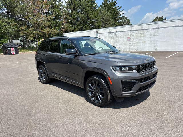 2026 Jeep Grand Cherokee GRAND CHEROKEE LIMITED RESERVE 4X4