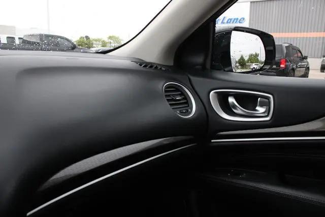2019 INFINITI QX60 PURE