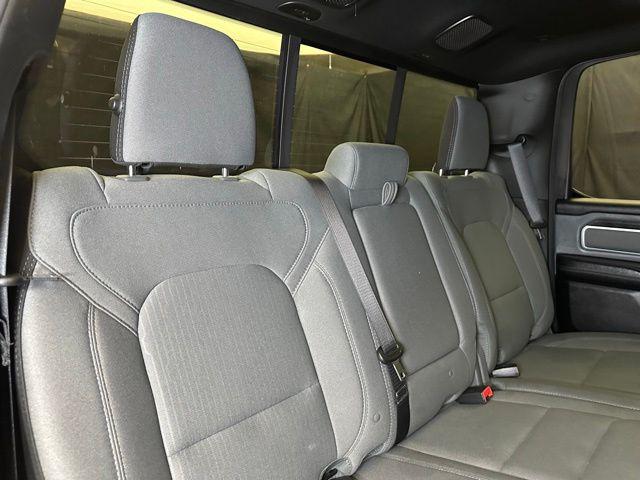 2022 Ram 1500 Big Horn Crew Cab 4x4 5'7" Box