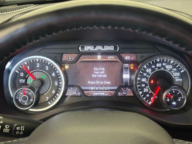 2022 Ram 1500 Big Horn Crew Cab 4x4 5'7" Box