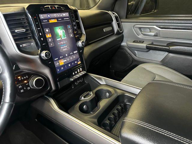 2022 Ram 1500 Big Horn Crew Cab 4x4 5'7" Box