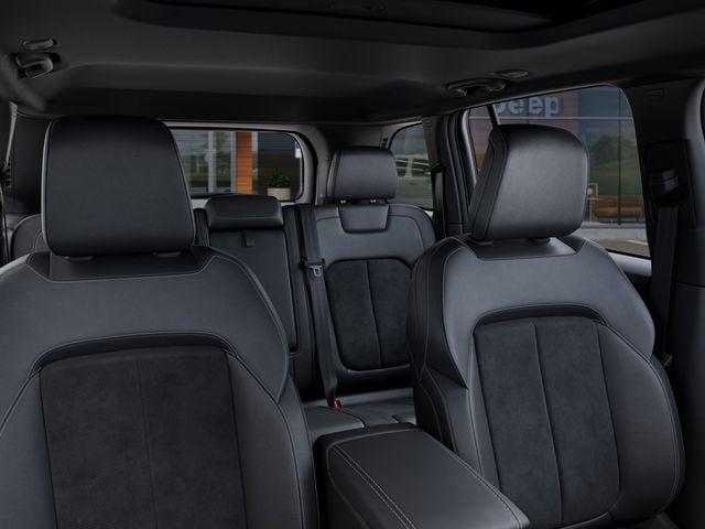 2025 Jeep Grand Cherokee Altitude X 4x4