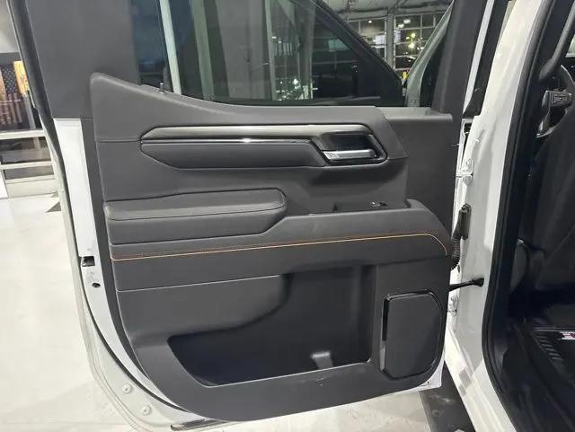 2026 GMC Sierra 1500 Crew Cab, Short Bed, AT4, 4WD